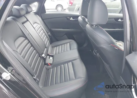 2020 Kia Forte Gt z USA, uszkodzony, nr VIN 3KPF44AC1LE147261